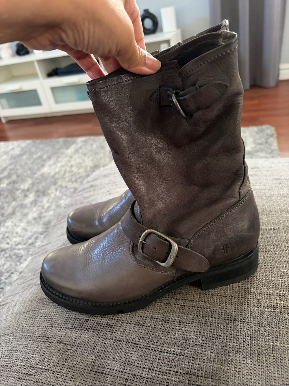 Frye Veronica Gray Short Soft Leather Shaft Boot w/Buckle Womens 7B